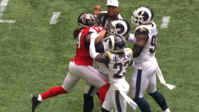 aaron-donald-devonta-freeman-fight